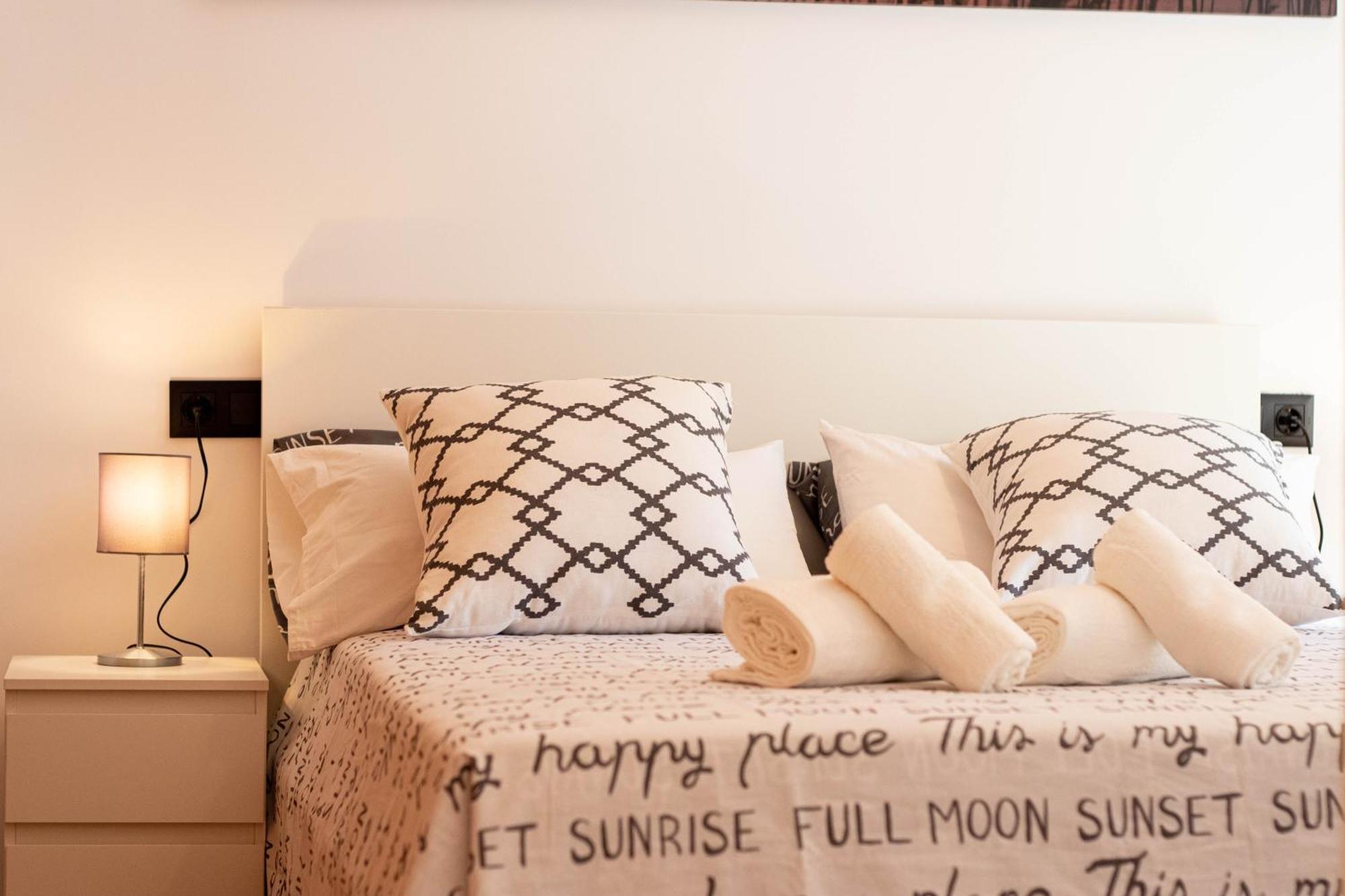 Elvira 54 Apartment กรานาดา ภายนอก รูปภาพ